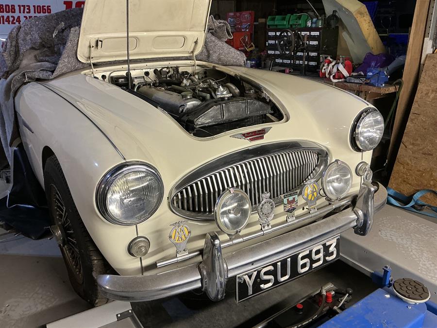 <h1>For Sale - 1961 Big Healey, 3000 MK2, BT7 LHD 2+2 Tri-Carb</h1>